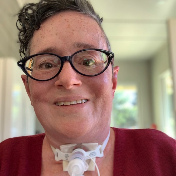 Meet your Posher, Carole - Picture 1 of 2